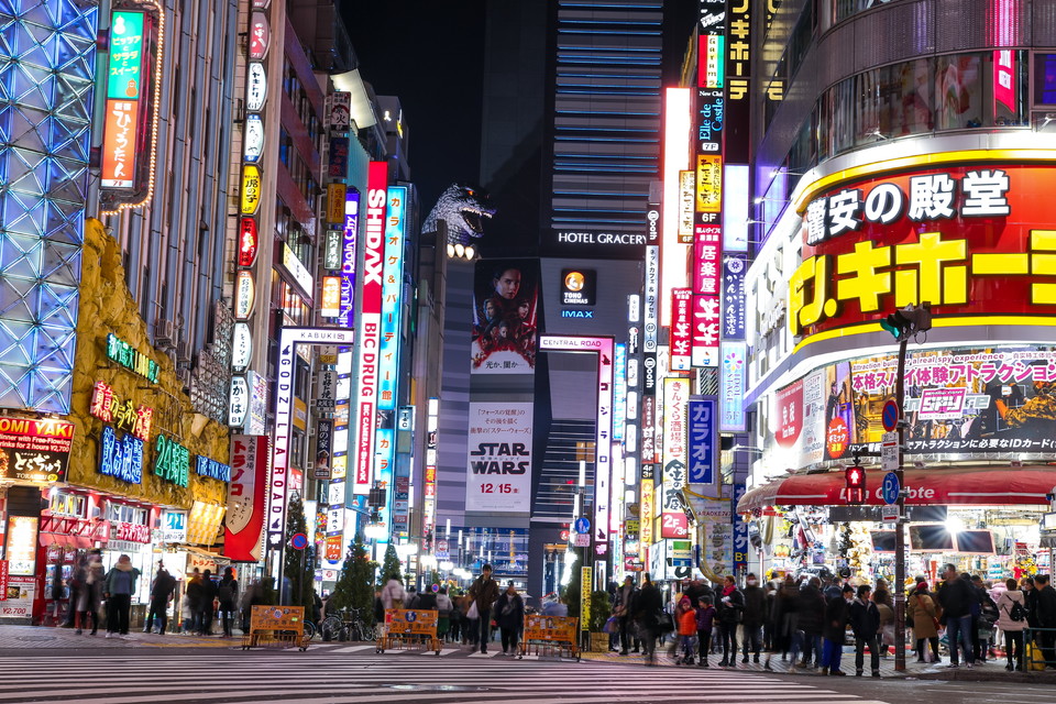 닛케이BP컨설팅 조사(2020년)에 의하면, 창업 100년 이상의 장수기업은 세계 전체로 7만 4,037개사이며, 이 중 3만 7,085개사가 일본 기업이다. 전체 장수기업의 절반 이상(50%)을 차지하는 셈이다. 창업 200년 이상은 일본 기업의 비중이 더욱 늘어나 65%(1,388개사)를 차지한다. 사진=셔터스톡